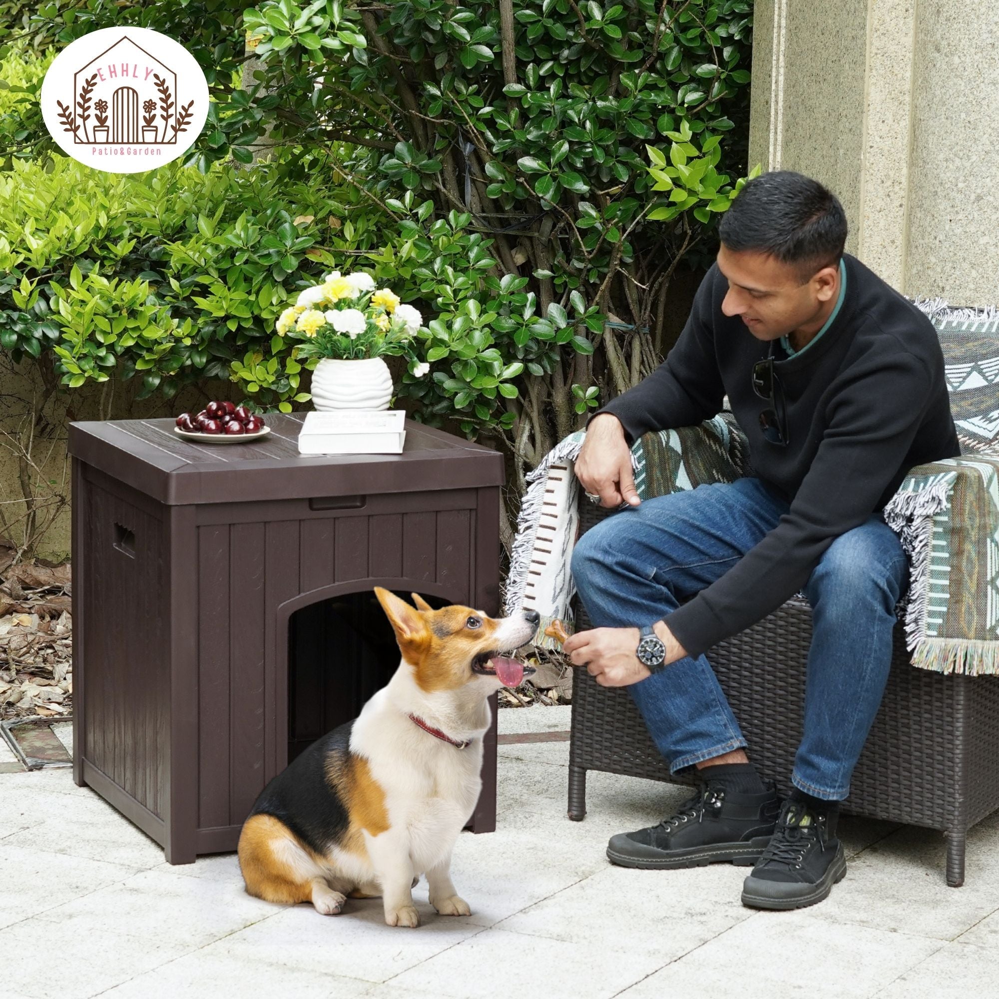 EHHLY Outdoor Cat House & Cat Litter Box Enclosure, Brown